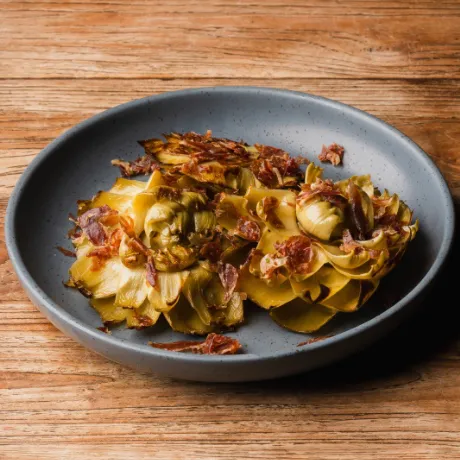 Artichokes with Iberian shavings
